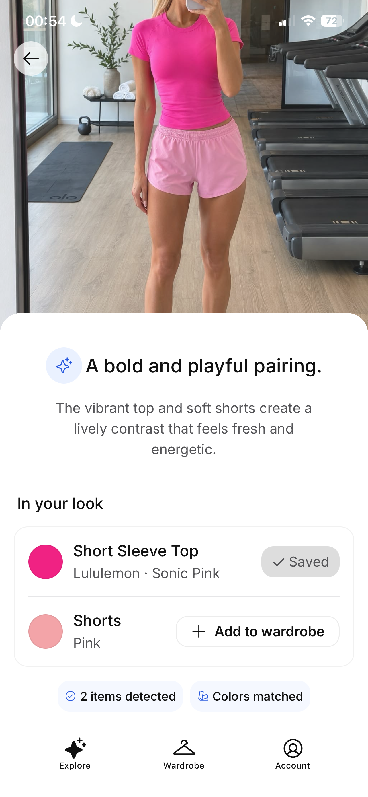FitHue outfit analysis showing neutral tones and detected wardrobe pieces